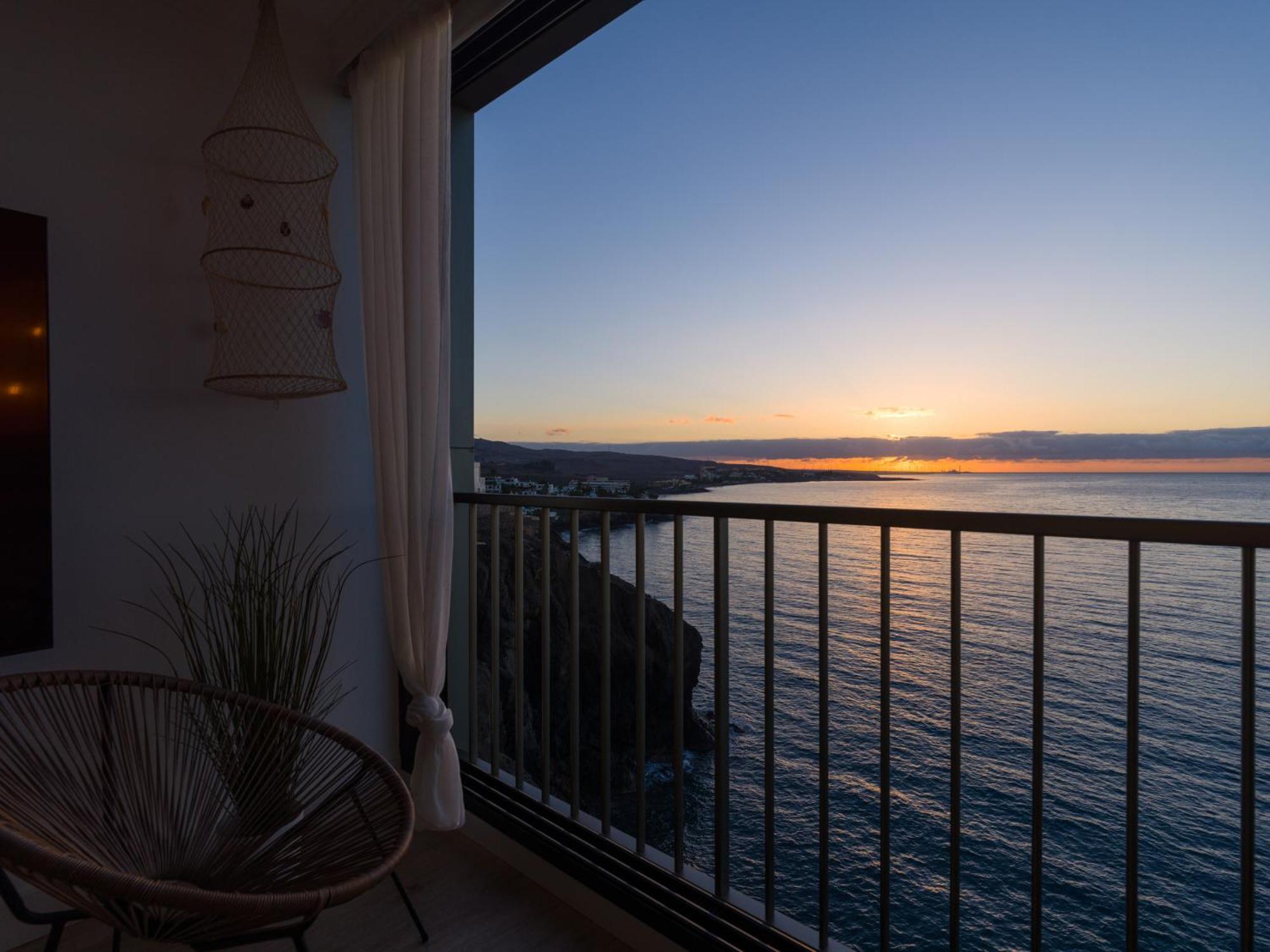 Viewpoint Over The Cliff By Canariasgetaway ماسبالوماس المظهر الخارجي الصورة